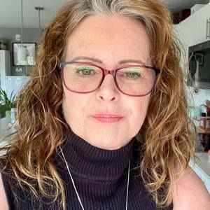 Meet your Posher, Brenda